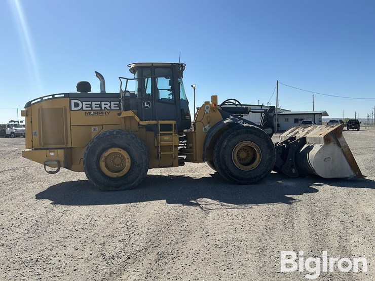 2018-deere-744k-image-4