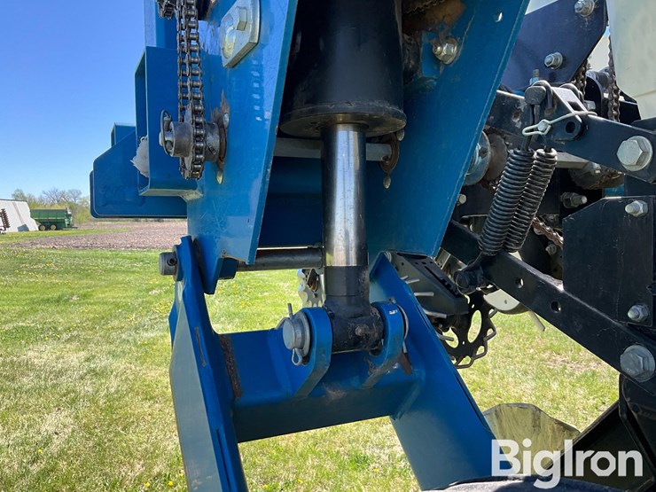 2011-kinze-3600-image-20
