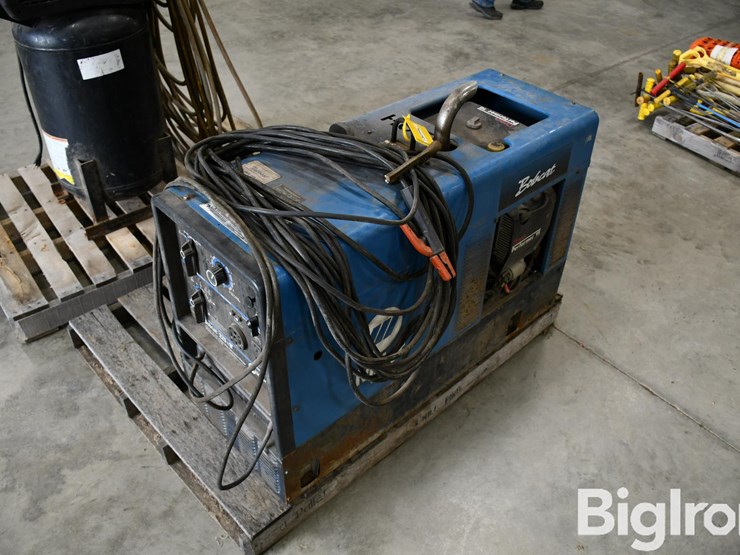 miller-bobcat-225-image-5