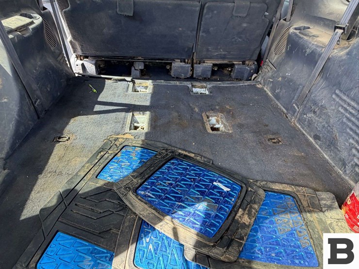 2000-ford-excursion-image-26