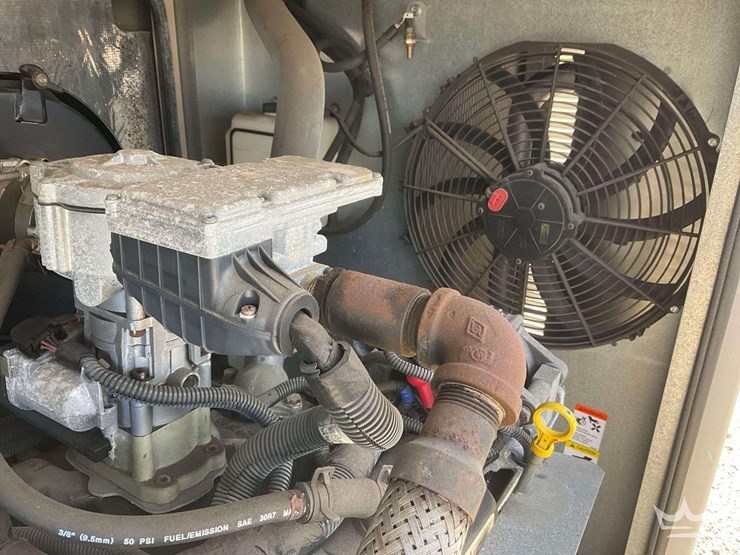 2019-kohler-38rcl-38kw-natural-gas-generator-image-12