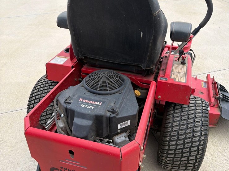 country-clipper-challenger-zero-turn-lawnmower-image-21