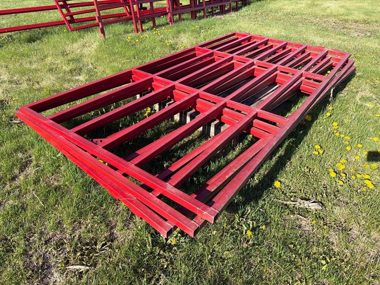 4-10ft-livestock-gates-image-2