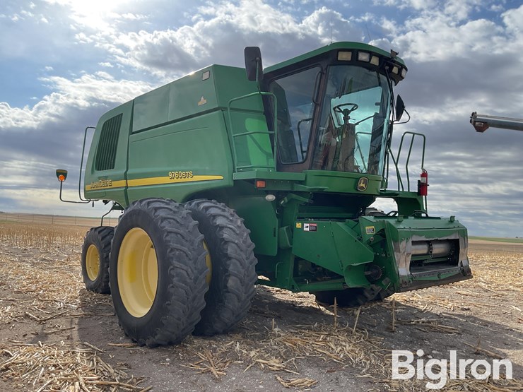2004-john-deere-9760-sts-image-3