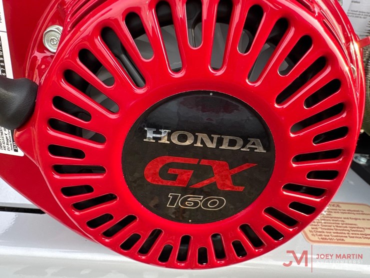 new-iron-horse-wheel-barrel-air-compressor-image-5