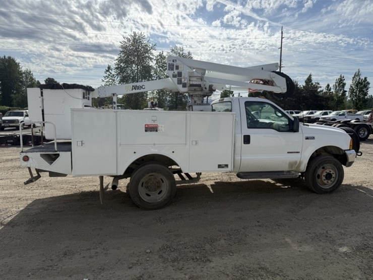 2000-ford-f550-image-3