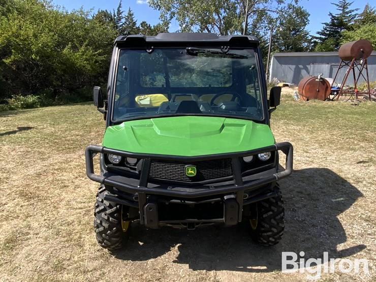 2020-john-deere-2020-image-2