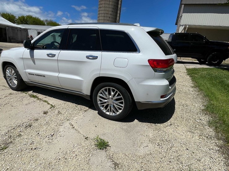 2018-jeep-grand-cherokee-image-7