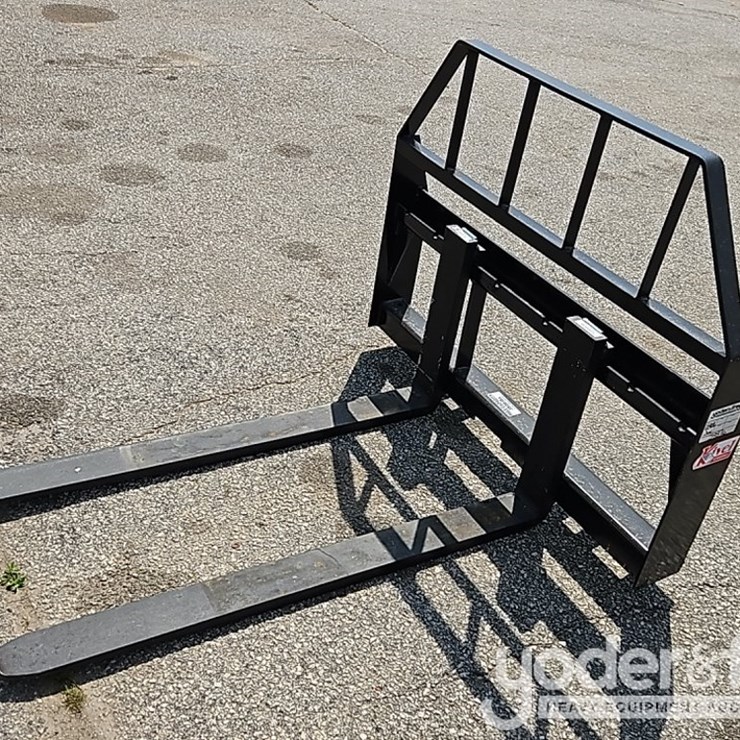 Unused Kivel 48" 3500# Pallet Fork Attachment to suit Skidsteer