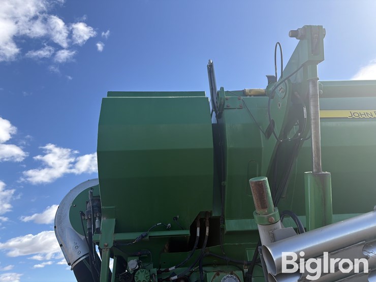 2020-john-deere-f4365-image-19