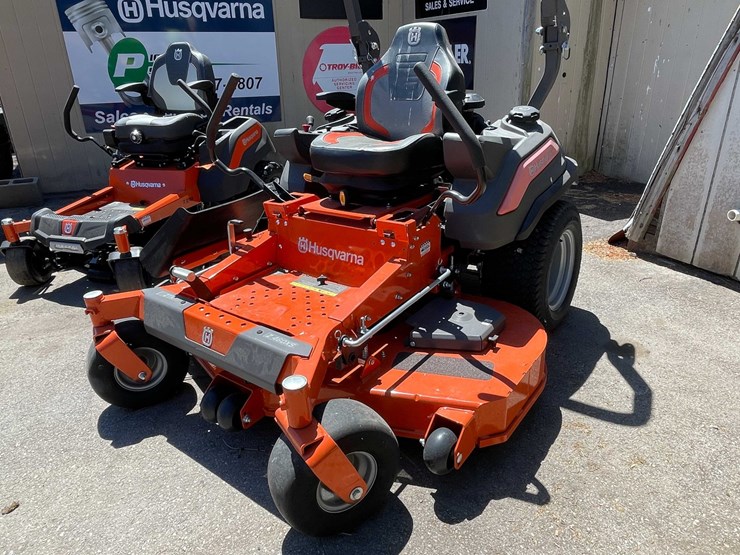 #6928-•-new-husqvarna-zero-turn-riding-lawn-mower-image-2