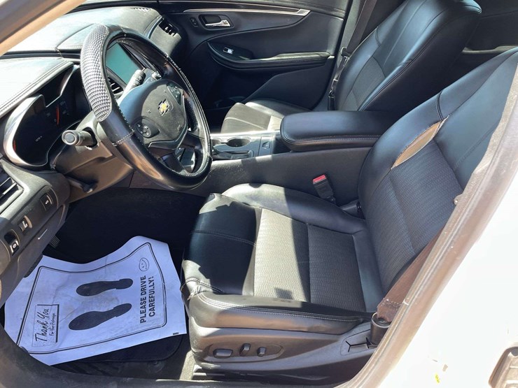 2017-chevrolet-impala-4-door-sedan-(180,759-miles)-image-10