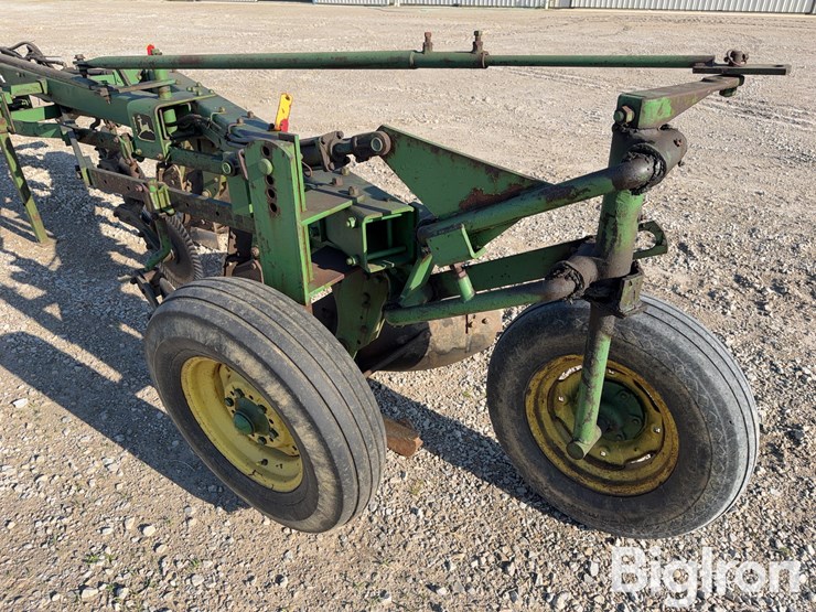 john-deere-a1450-4-bottom-moldboard-plow-image-20