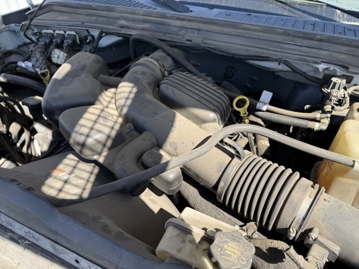 2009-ford-f350-image-12