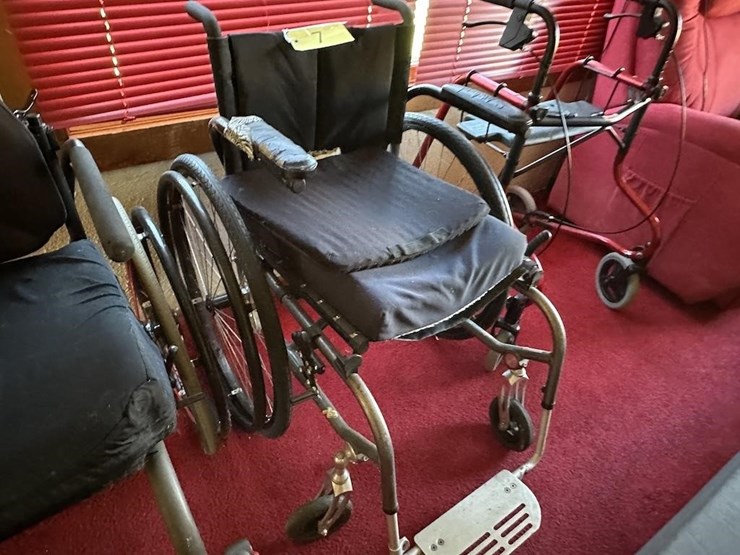 wheel-chairs-and-walker-image-3