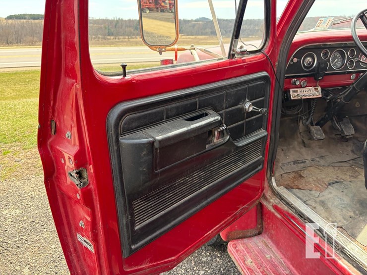 ford-f600-image-13