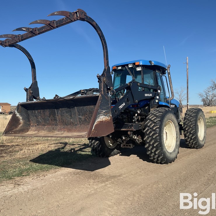 2002 NEW HOLLAND TV140