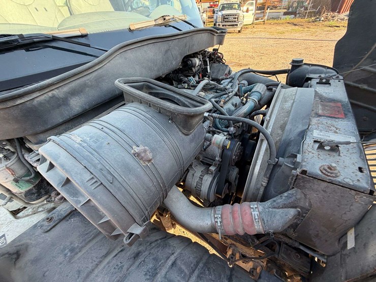 2006-international-durastar-4300-image-35