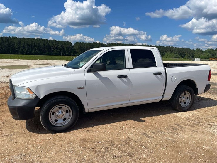 2014-dodge-ram-1500-image-1