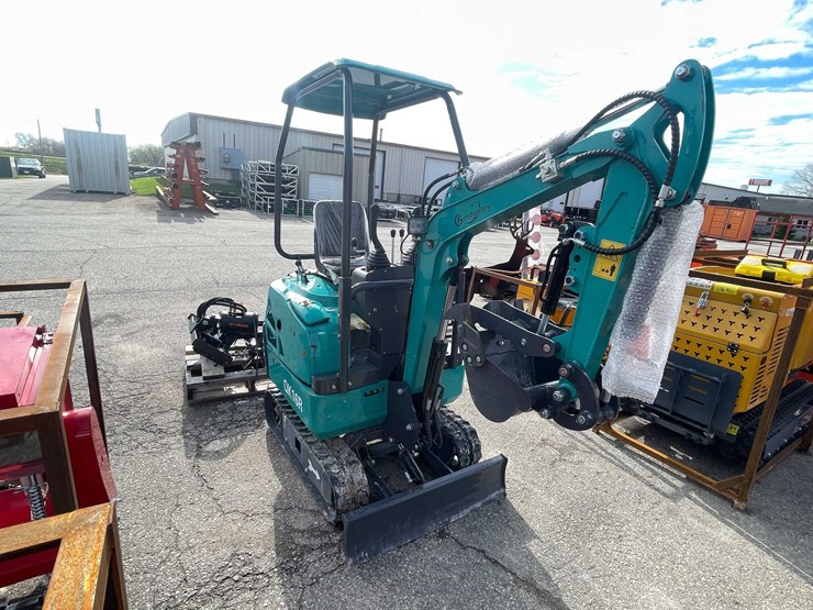 #9046-•-unused-cf-industry-qk16r-mini-excavator-(o12)-image-1