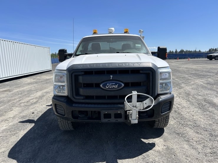 2015-ford-f350-sd-image-8