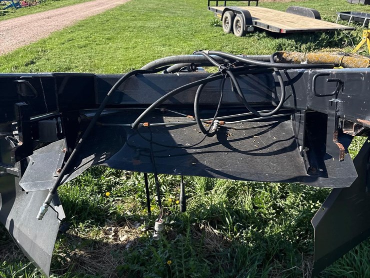 new-holland-2330bf-image-16