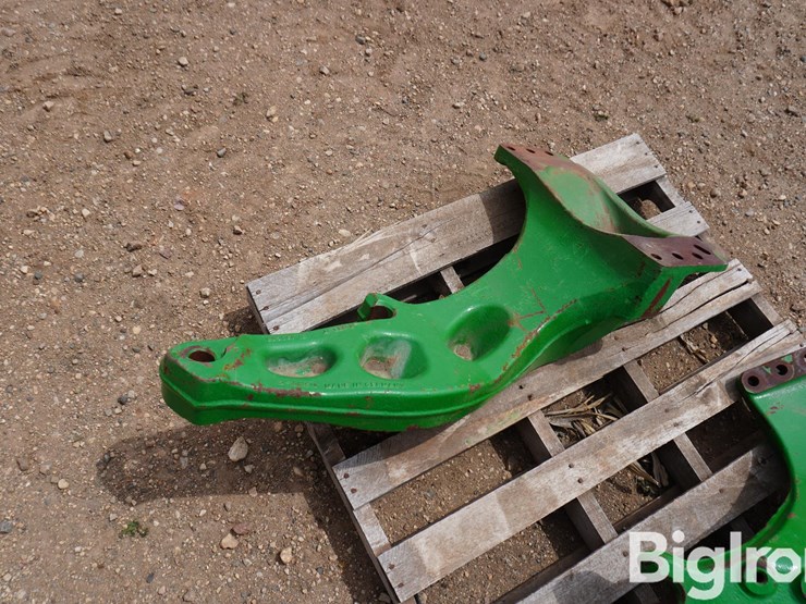 john-deere-6105r-image-8