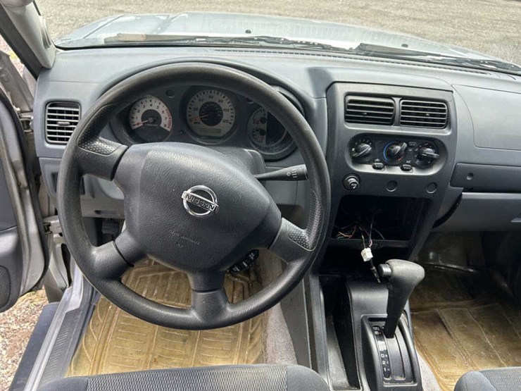 2004-nissan-frontier-image-13