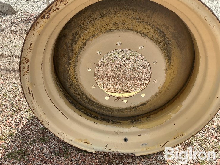 21-x-32-grain-cart-wheel-image-9