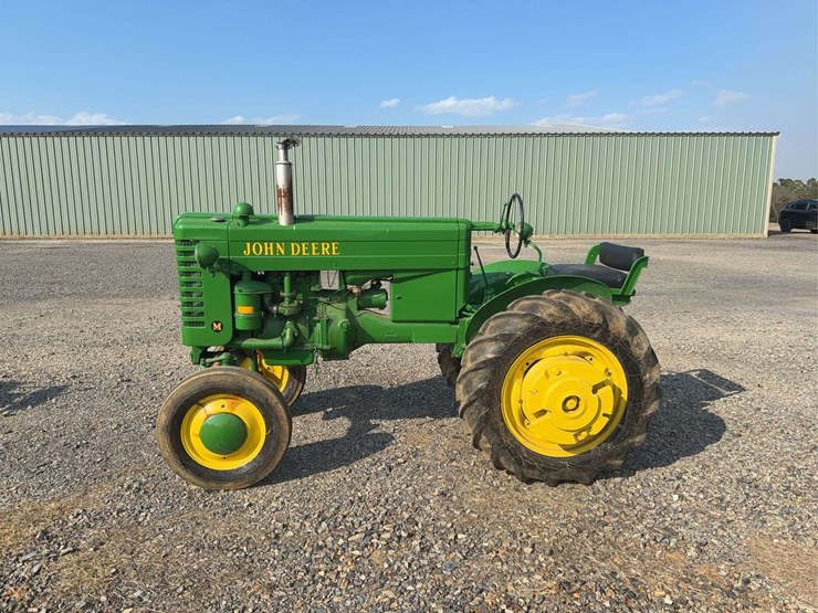 john-deere-m-image-2
