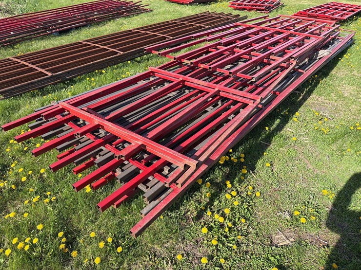 approx-10-sections-of-fencing-image-8