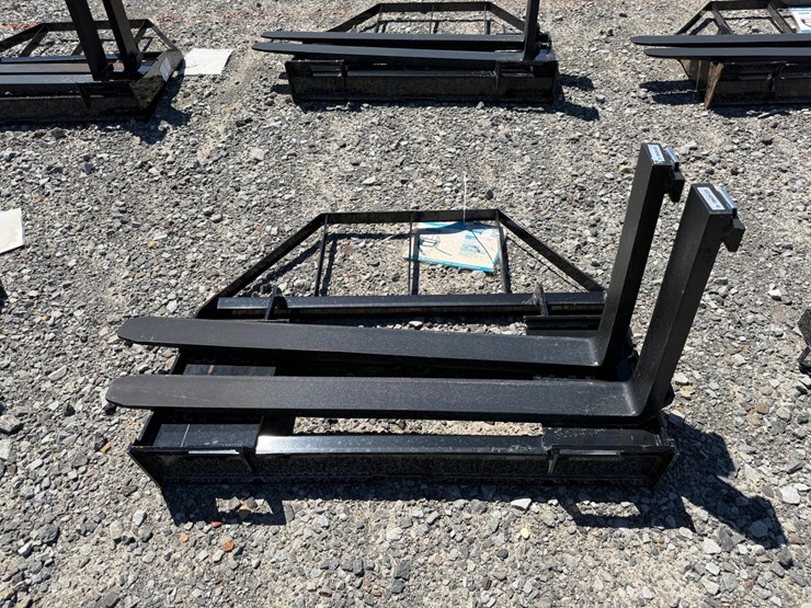 #45393-•-unused-mower-king-sa-skid-steer-forks-image-2
