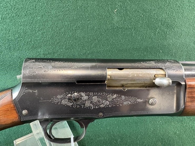 browning-full-12ga-shotgun-image-6