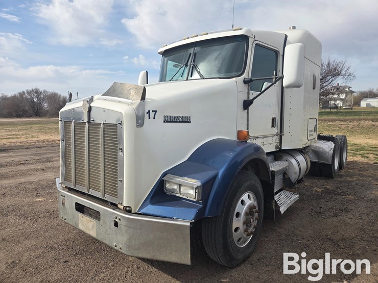 2001-kenworth-t800b-image-1