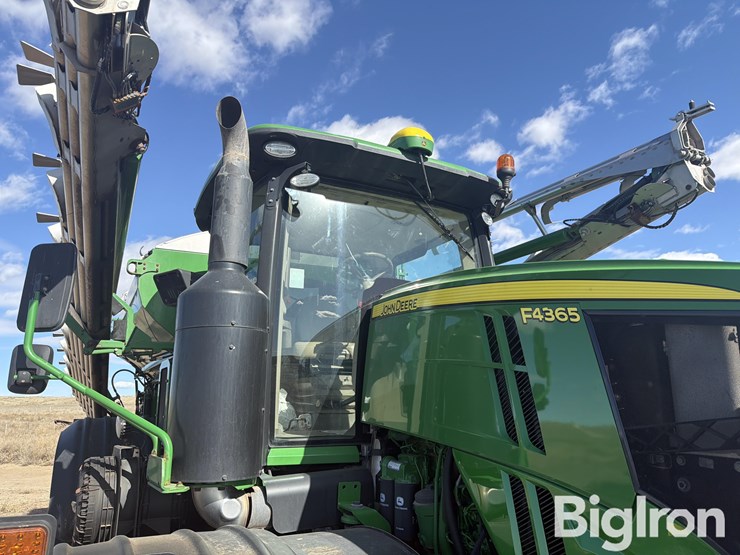 2020-john-deere-f4365-image-11