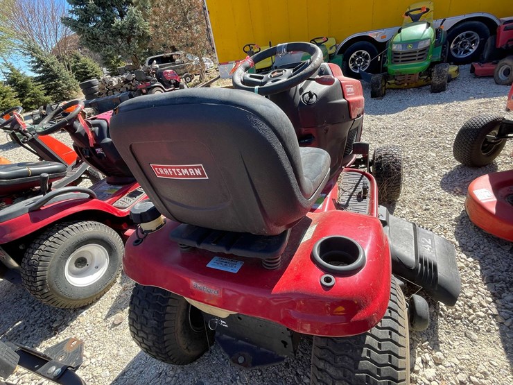 #6948-•-craftsman-t3000-riding-lawn-mower-image-4
