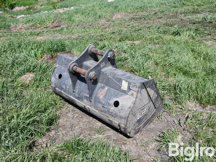 john-deere-130-image-5