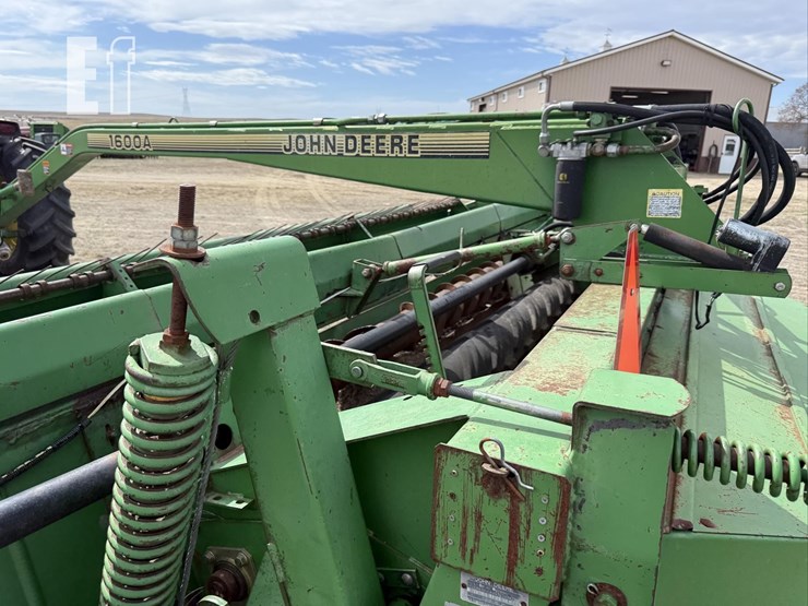 john-deere-1600a-image-31