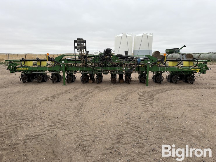 2008-john-deere-1720-image-2