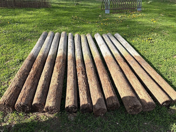 12--wood-posts-image-1