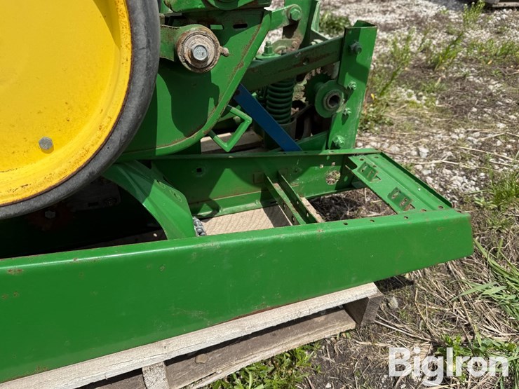 john-deere-7-image-11