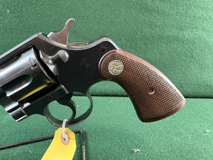 colt-official-police-38spl-revolver-image-2