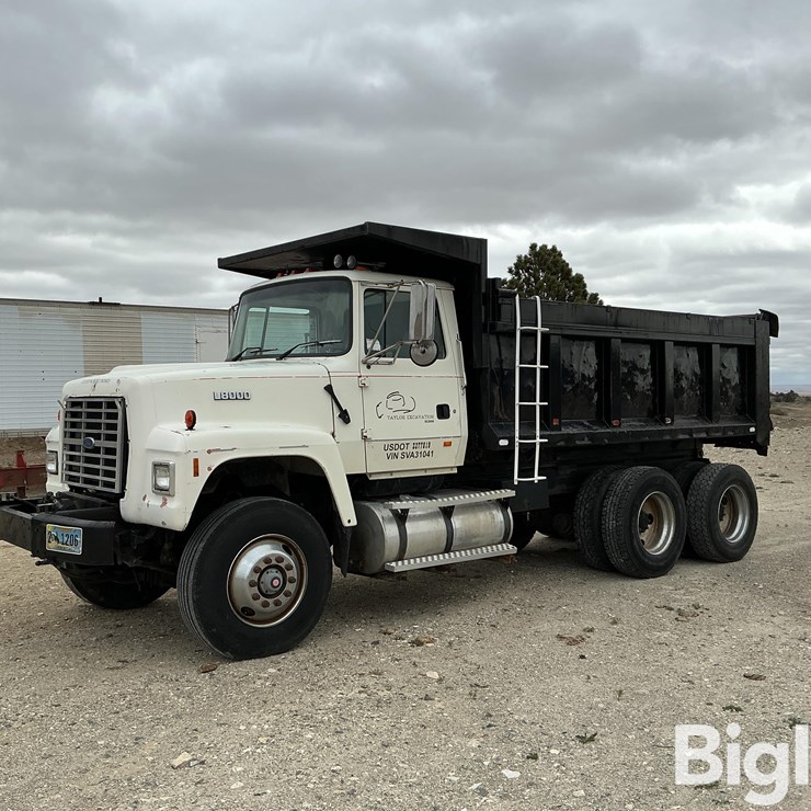 1995 FORD LT8000