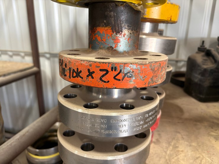 (3-pallets)-w/-(25)-1-13/16”-10k-x-2”lp-landing-flanges,-assorted-8-5/8”-&-7”-secondary-seals,-&-7-1/16”-10m-flange-plates-image-4