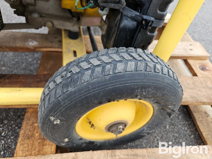 massey-ferguson-730-image-17