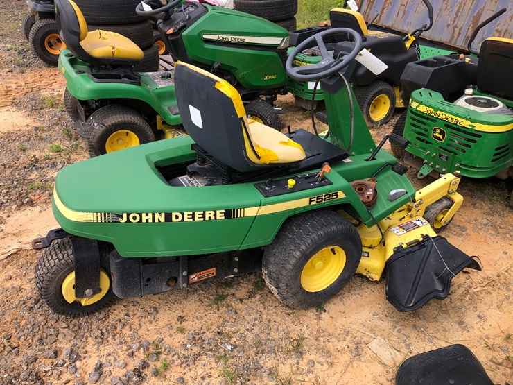 john-deere-f525-image-2