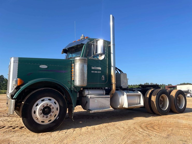 1998-peterbilt-379-image-1