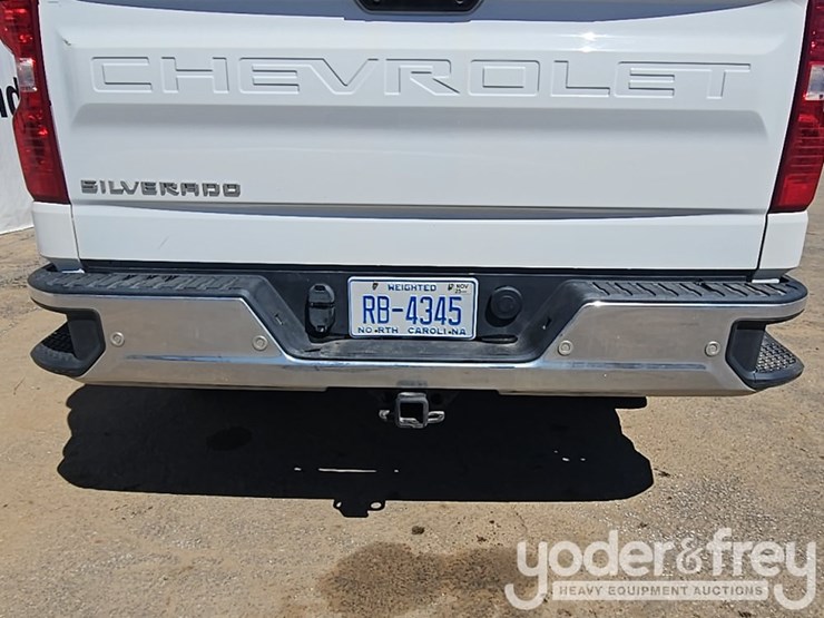 2022-chevrolet-silverado-1500-image-32