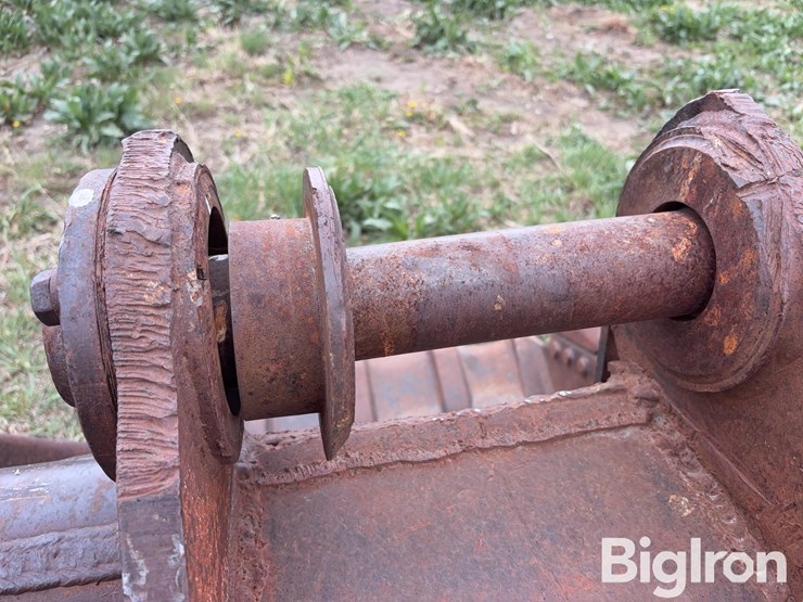 wb-excavator-bucket-image-15