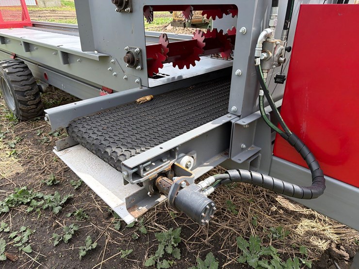 2024-hatfield-eco-lift-hmi-bedding-trailer-image-25